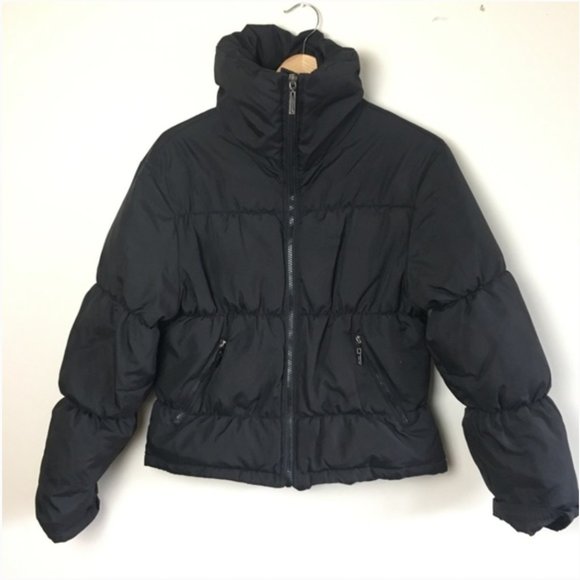 Levi's Black Puffer Jacket - Picture 1 of 8